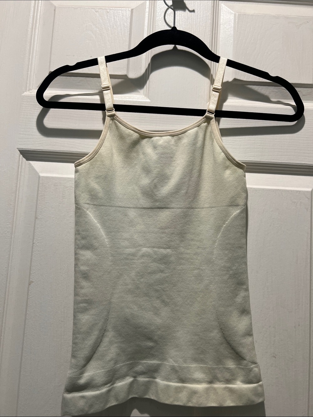 Shapermint Cream Seamless Camisole Tank - Picture 4 of 6